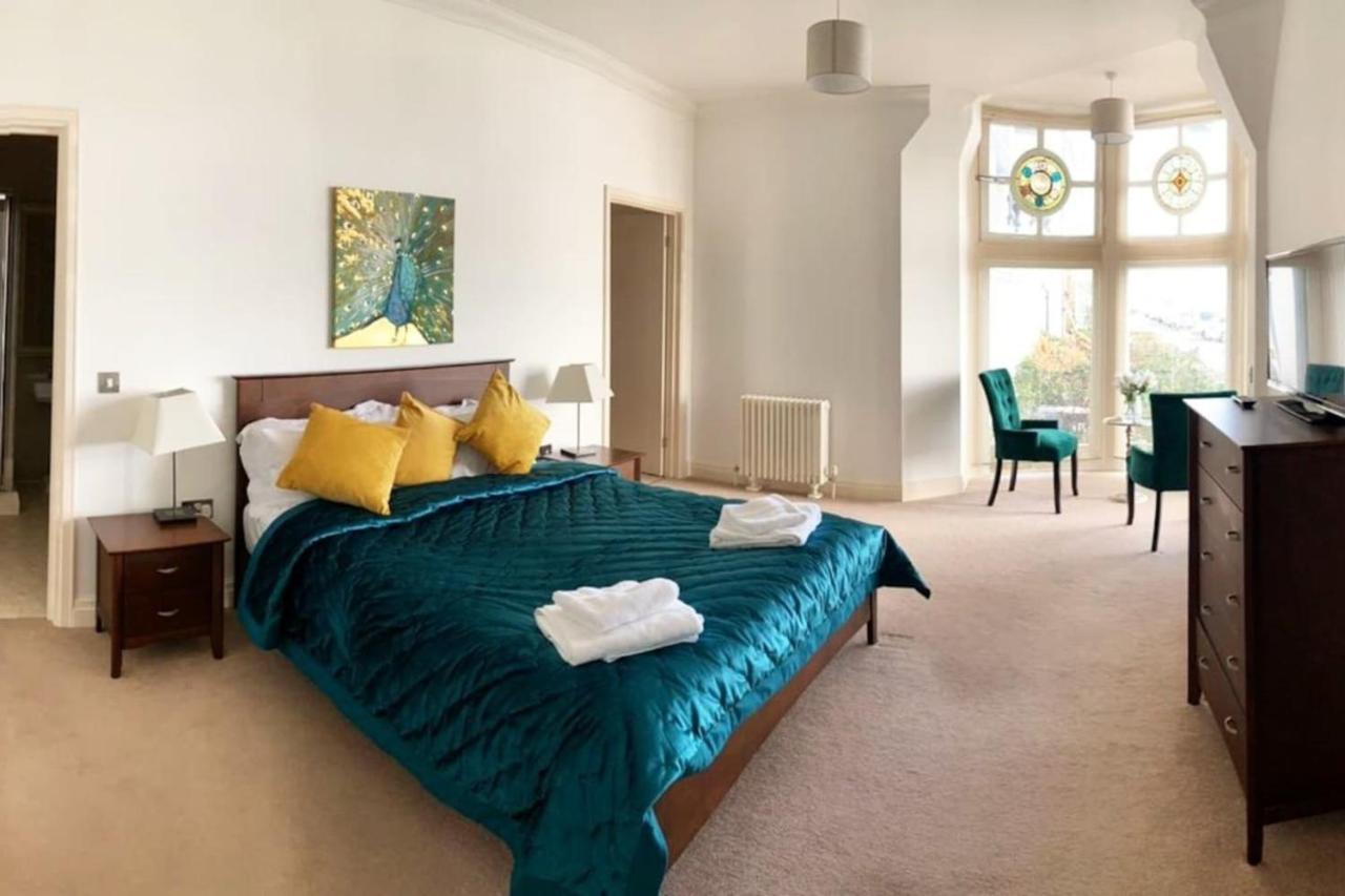 Seas The Day - Beachfront Apartment - Sleeps 4 Ramsgate Exterior photo