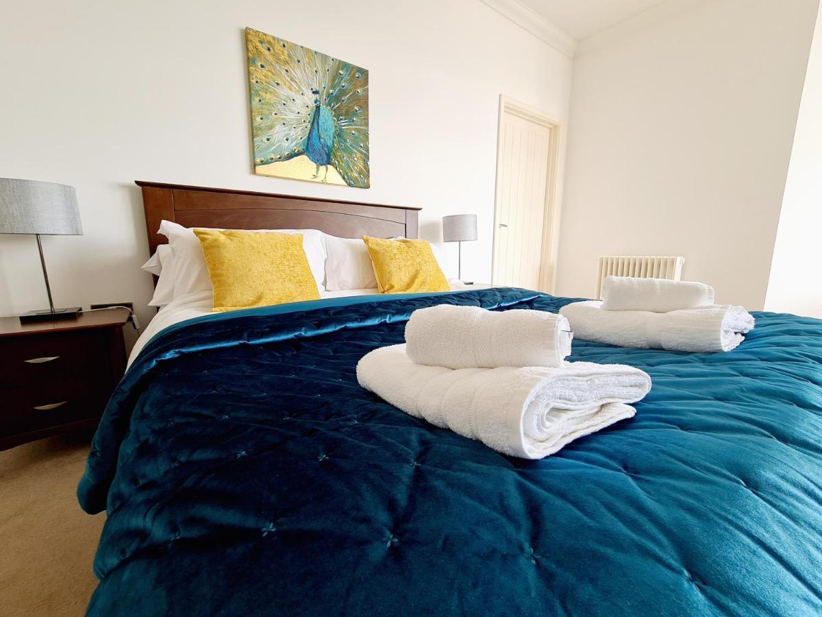Seas The Day - Beachfront Apartment - Sleeps 4 Ramsgate Exterior photo