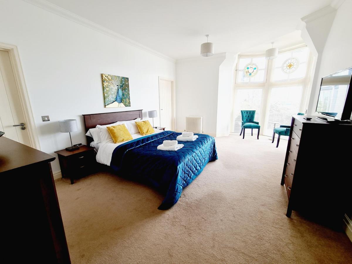 Seas The Day - Beachfront Apartment - Sleeps 4 Ramsgate Exterior photo