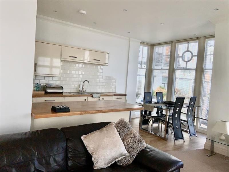 Seas The Day - Beachfront Apartment - Sleeps 4 Ramsgate Exterior photo